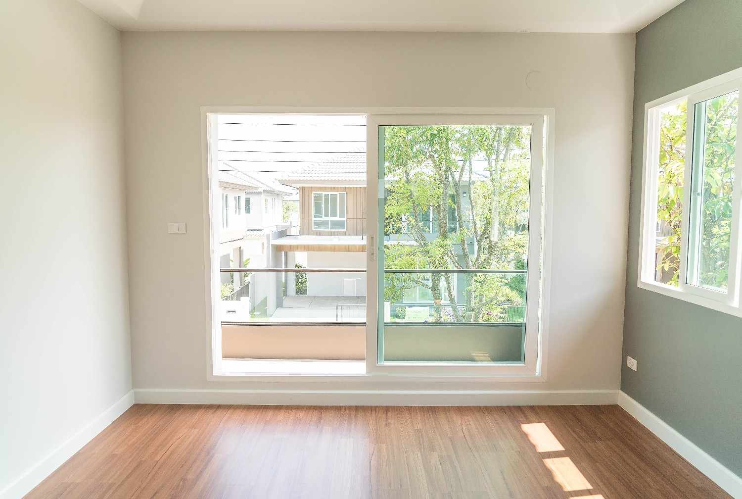window and door home remodeling in clayton